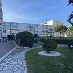 Апартаменты T2 Avec Parking Securise A 50 M De La 4sol142 Кане