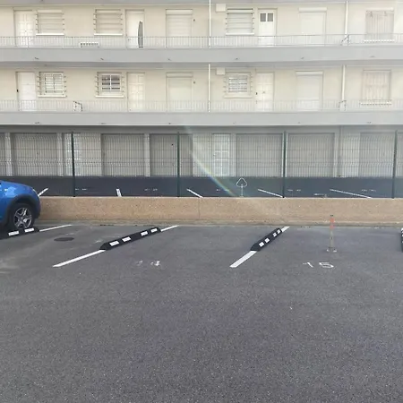 T2 Avec Parking Securise A 50 M De La 4sol142 Apartmán *