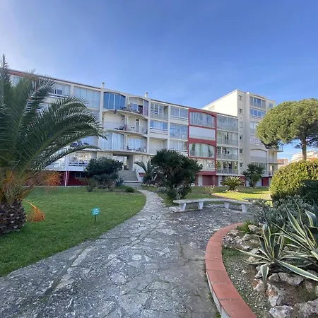 Apartmán T2 Avec Parking Securise A 50 M De La 4sol142 *